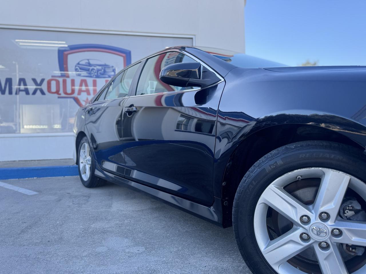 Toyota Camry SE 2012