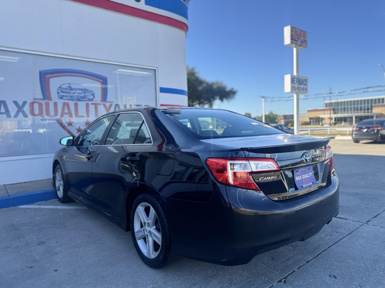 Toyota Camry SE 2012