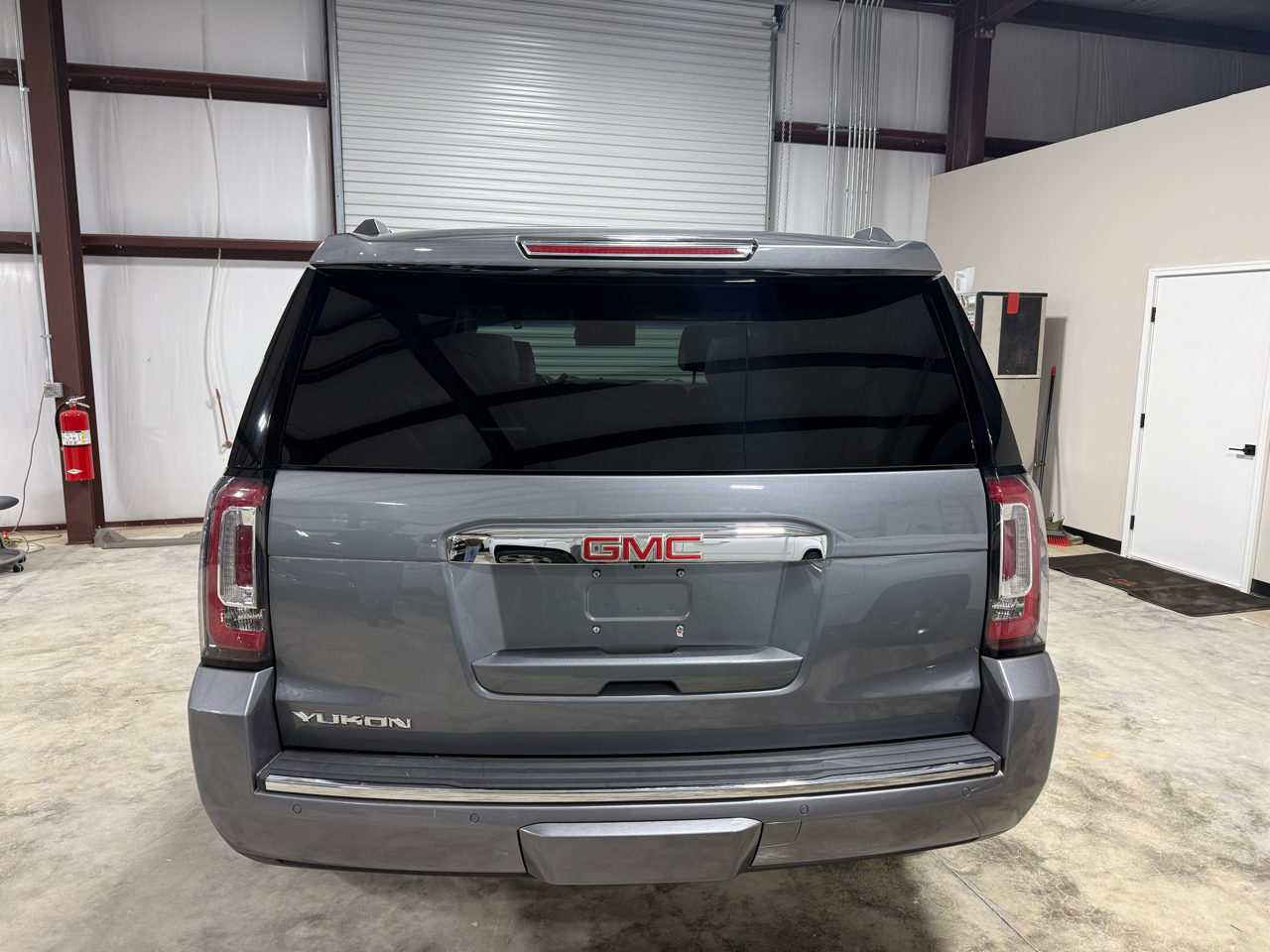 GMC Yukon 2WD 4dr Denali 2020