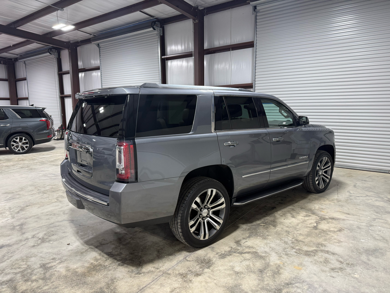 GMC Yukon 2WD 4dr Denali 2020