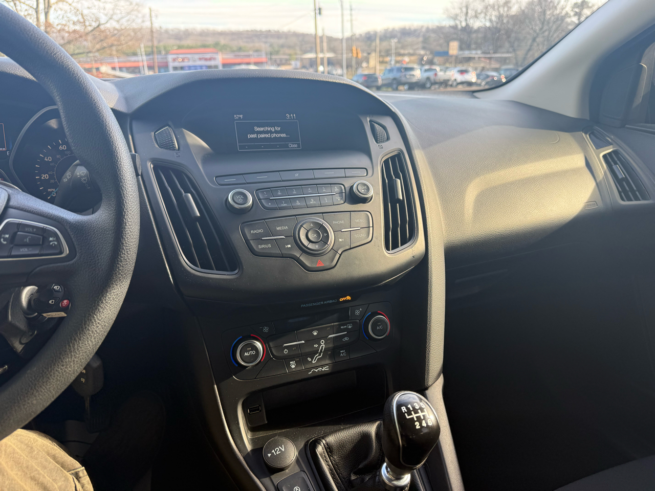 Ford Focus SE Sedan 2018