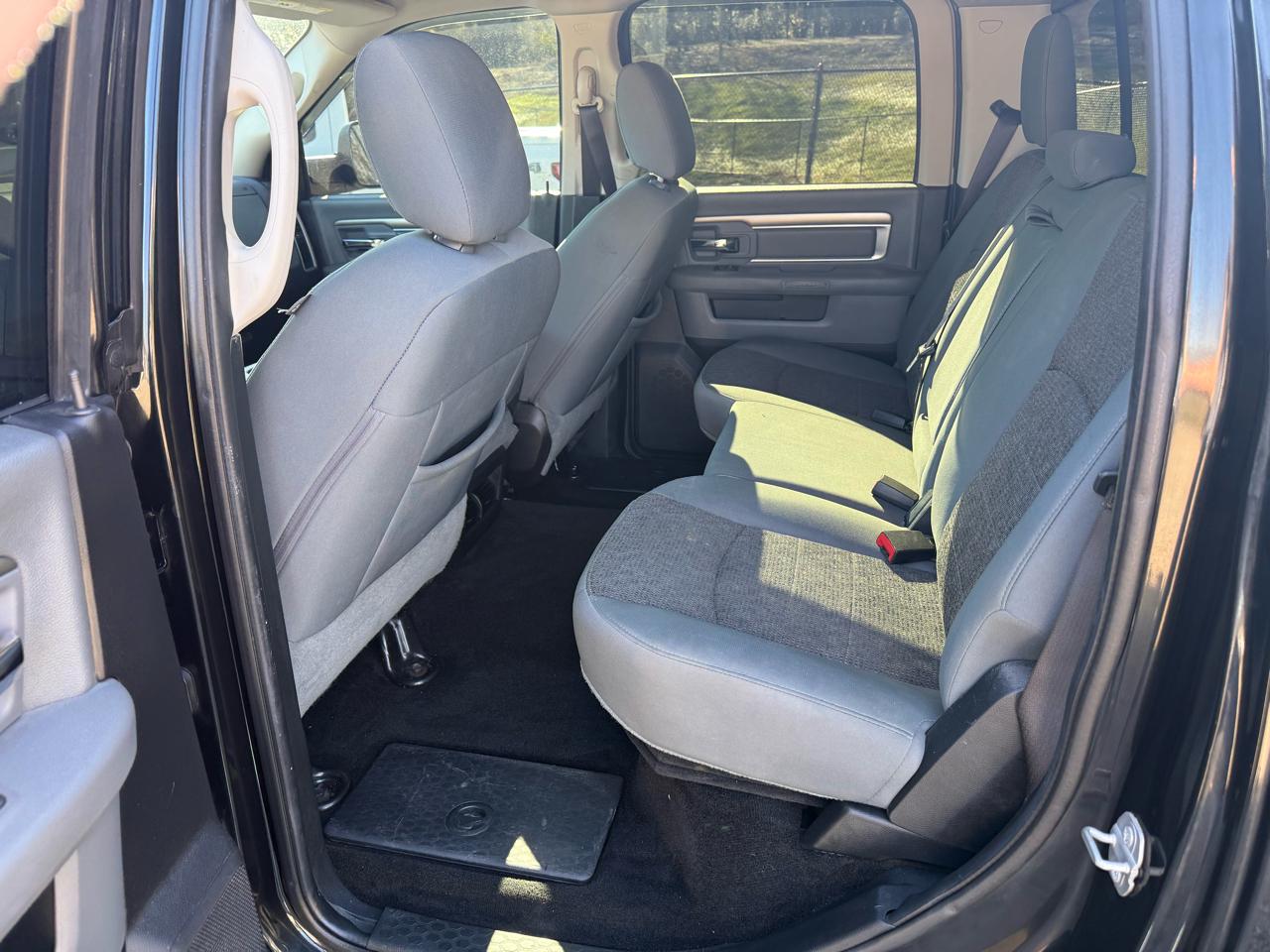 RAM 2500 4WD Crew Cab 149" Outdoorsman 2016