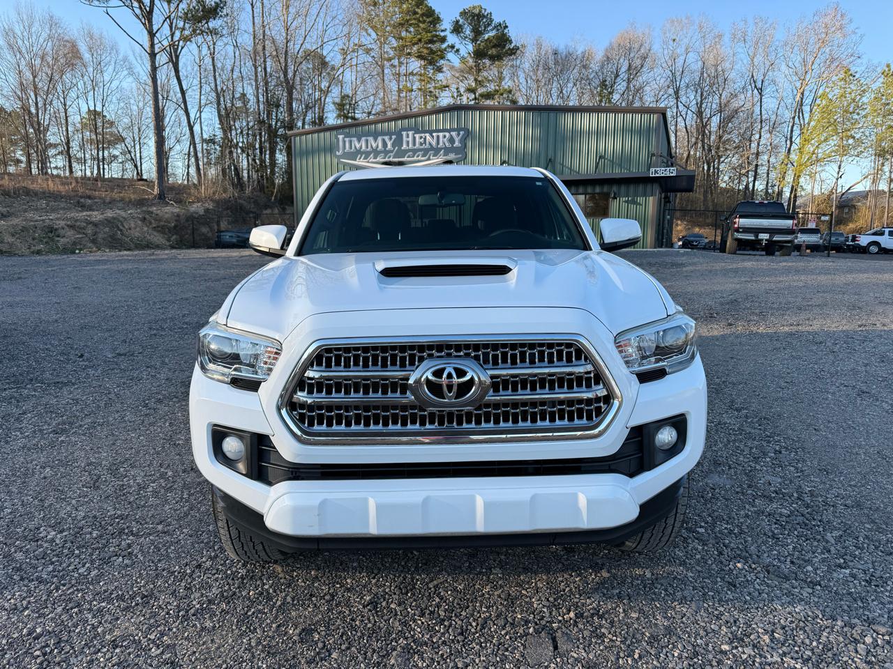 Toyota Tacoma TRD Sport Double Cab 6' Bed V6 4x2 AT (Natl) 2017