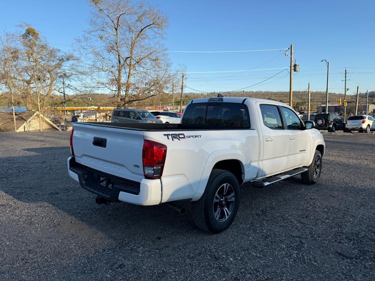 Toyota Tacoma TRD Sport Double Cab 6' Bed V6 4x2 AT (Natl) 2017