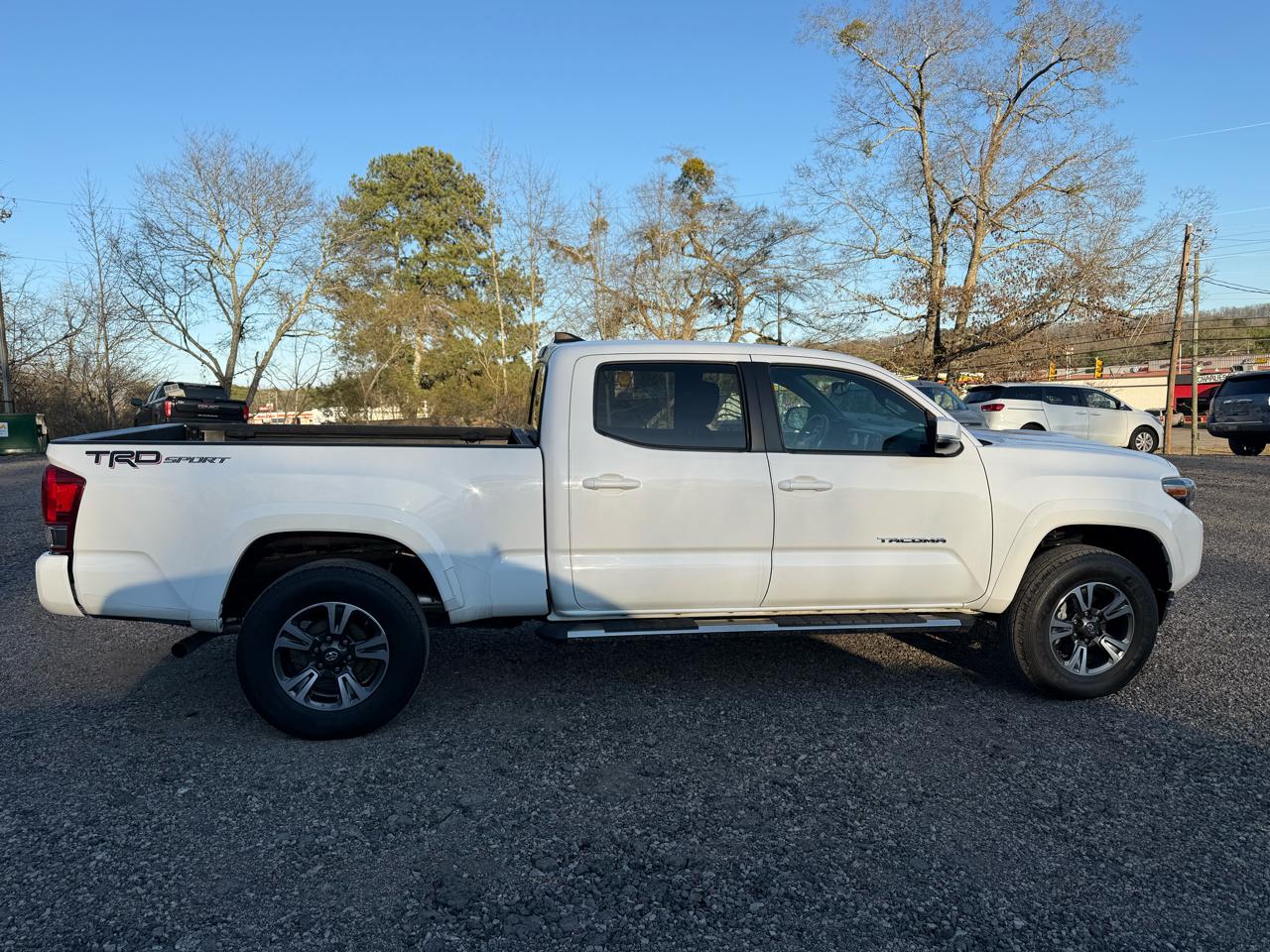 Toyota Tacoma TRD Sport Double Cab 6' Bed V6 4x2 AT (Natl) 2017