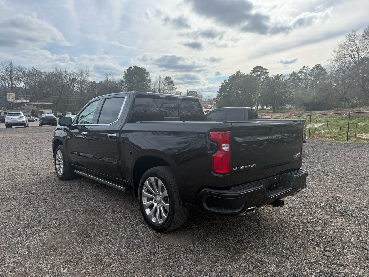 Chevrolet Silverado 1500 4WD Crew Cab 147" High Country 2019
