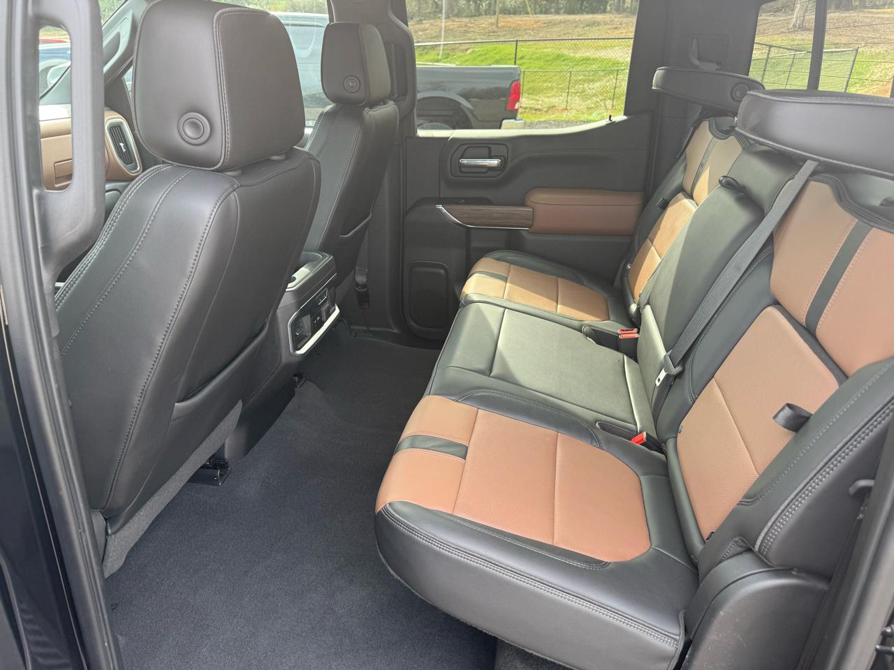 Chevrolet Silverado 1500 4WD Crew Cab 147" High Country 2019