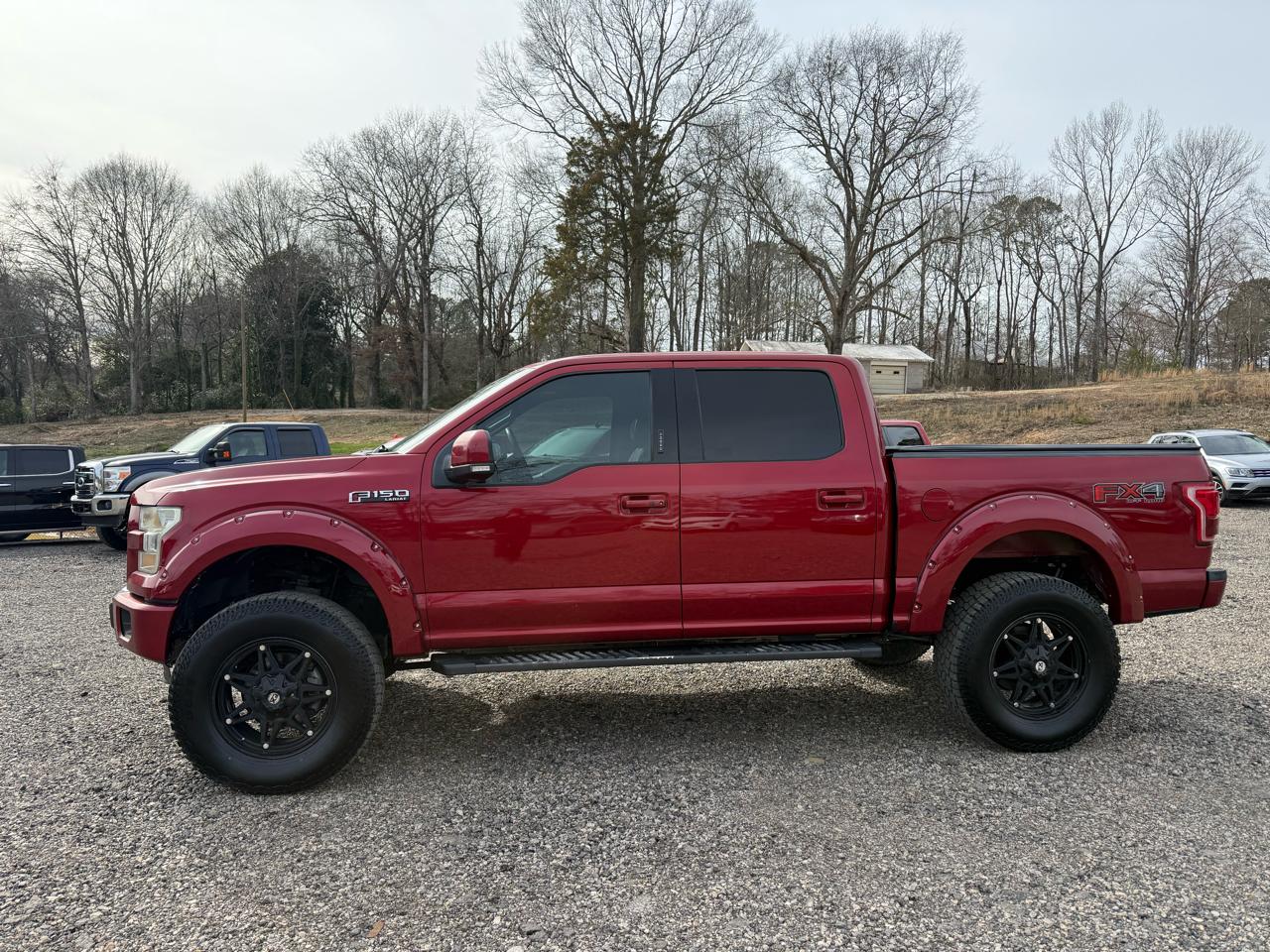 Ford F-150 4WD SuperCrew 145" Lariat 2015