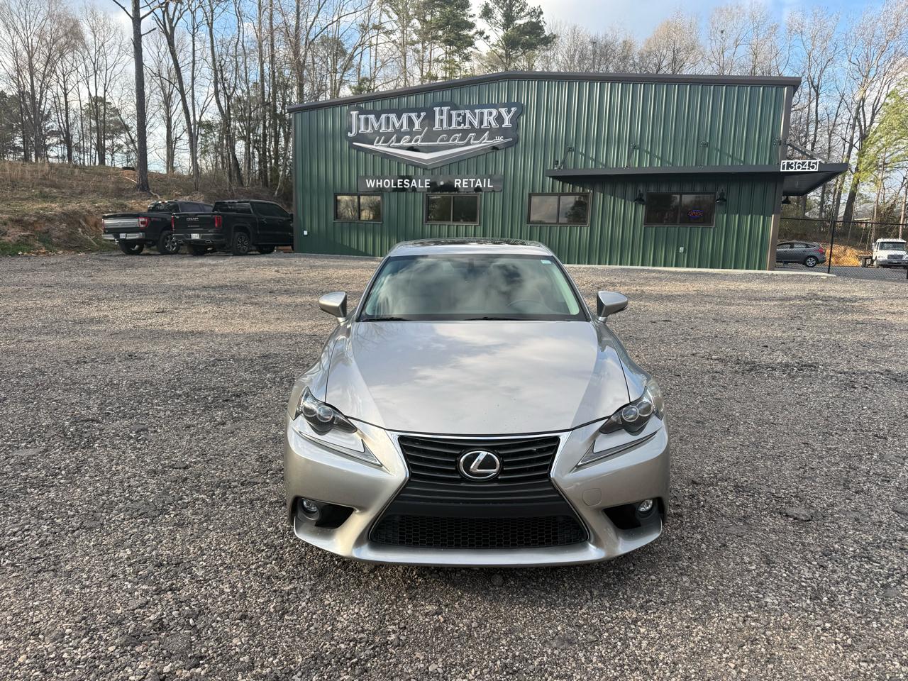 Lexus IS 200t 4dr Sdn 2016