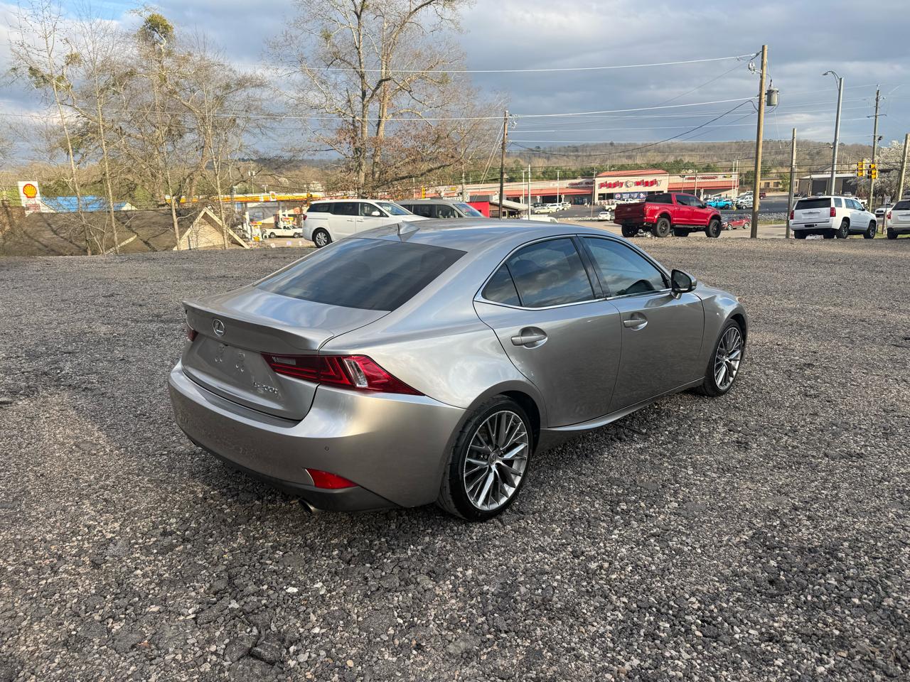 Lexus IS 200t 4dr Sdn 2016