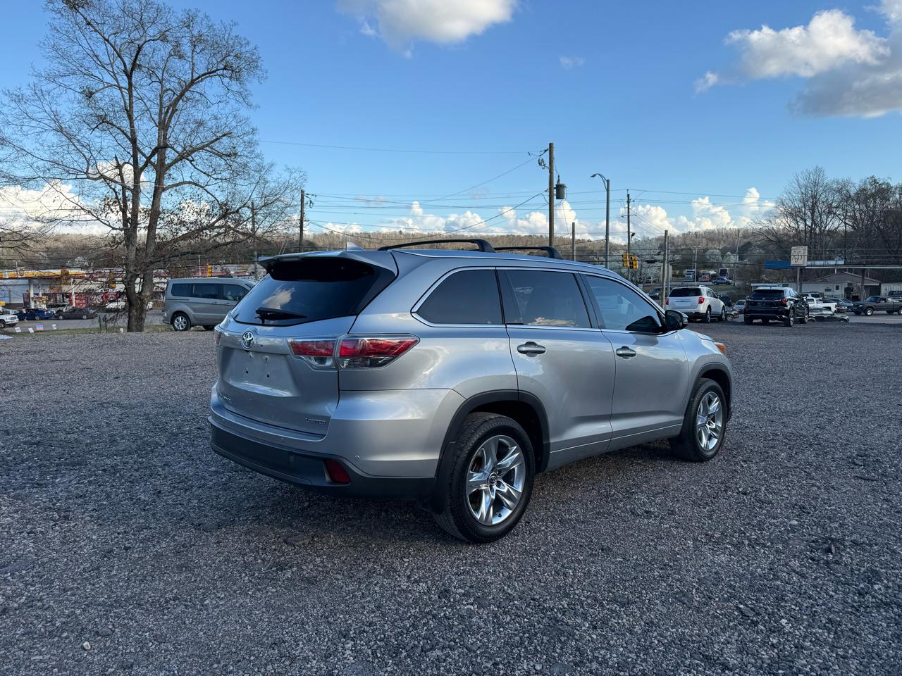 Toyota Highlander FWD 4dr V6 Limited (Natl) 2016