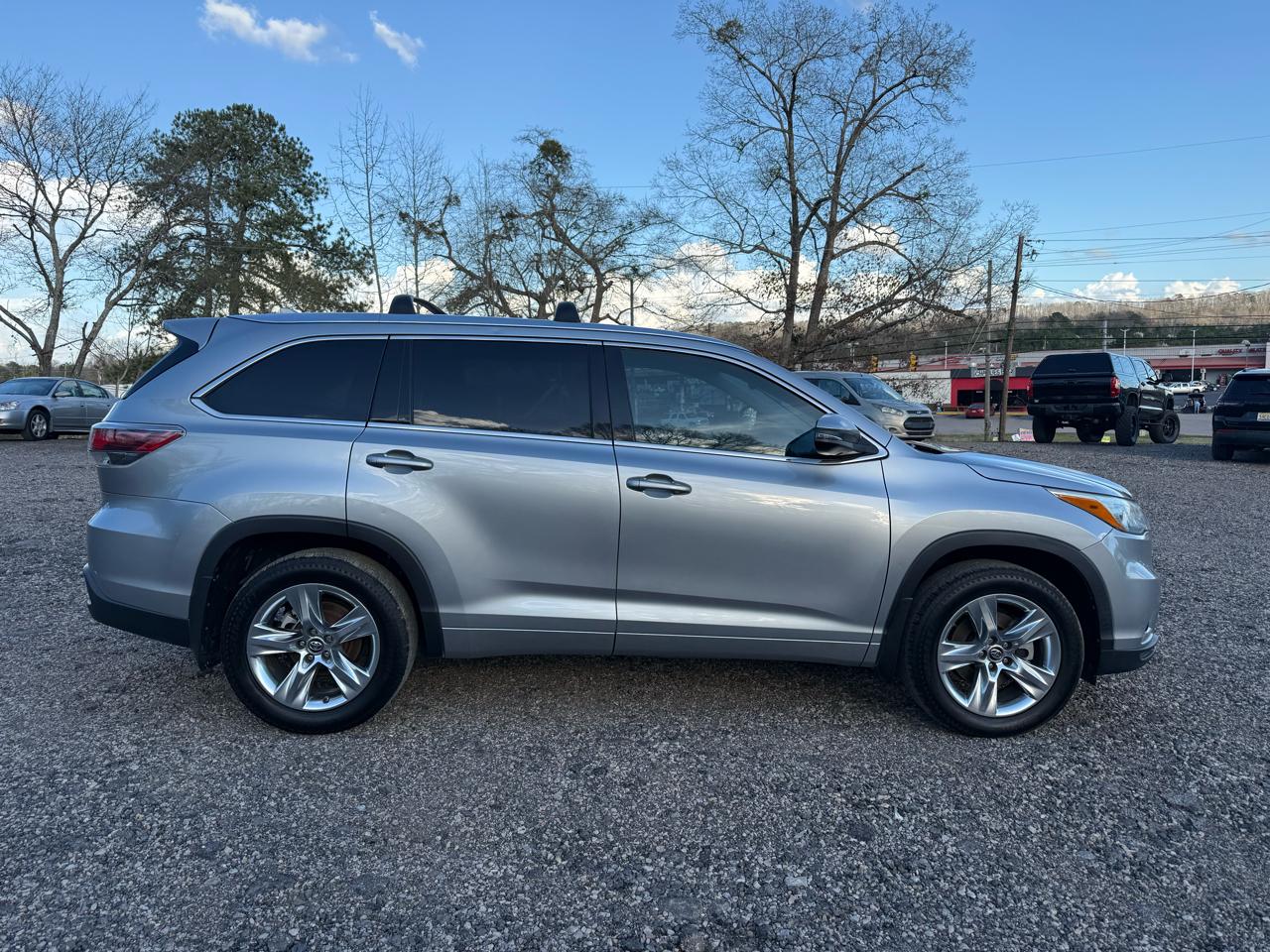 Toyota Highlander FWD 4dr V6 Limited (Natl) 2016