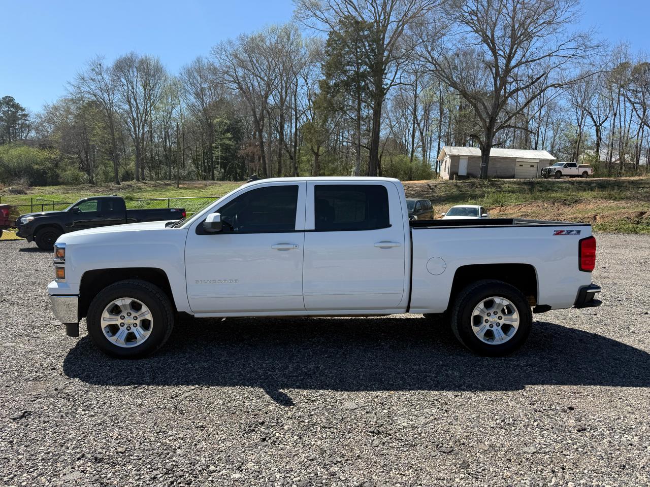 Chevrolet Silverado 1500 4WD Crew Cab 143.5" LT w/2LT 2015