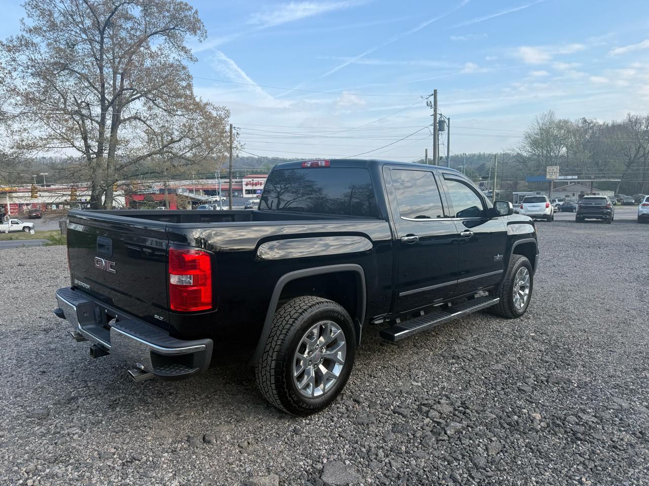 GMC Sierra 1500 4WD Crew Cab 143.5" SLT 2015