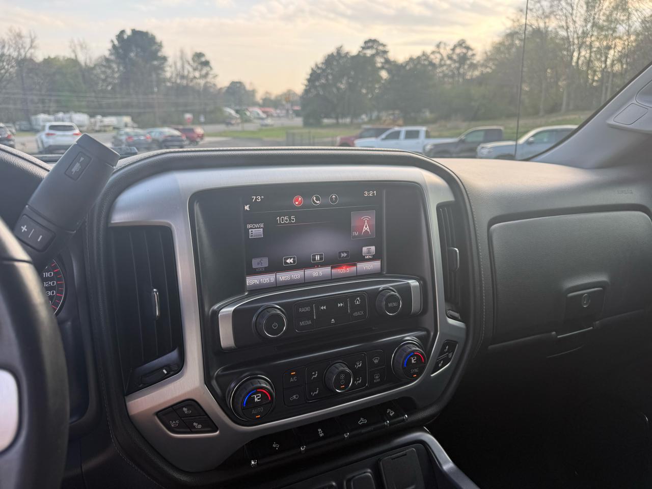 GMC Sierra 1500 4WD Crew Cab 143.5" SLT 2015