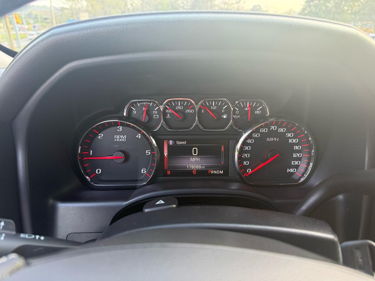 GMC Sierra 1500 4WD Crew Cab 143.5" SLT 2015