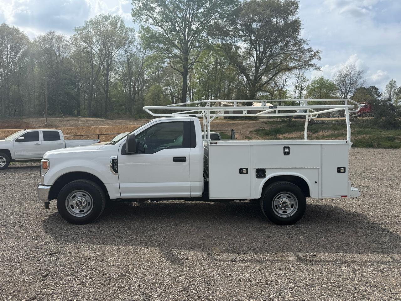 Ford Super Duty F-250 SRW XL 2WD Reg Cab 8' Box 2021