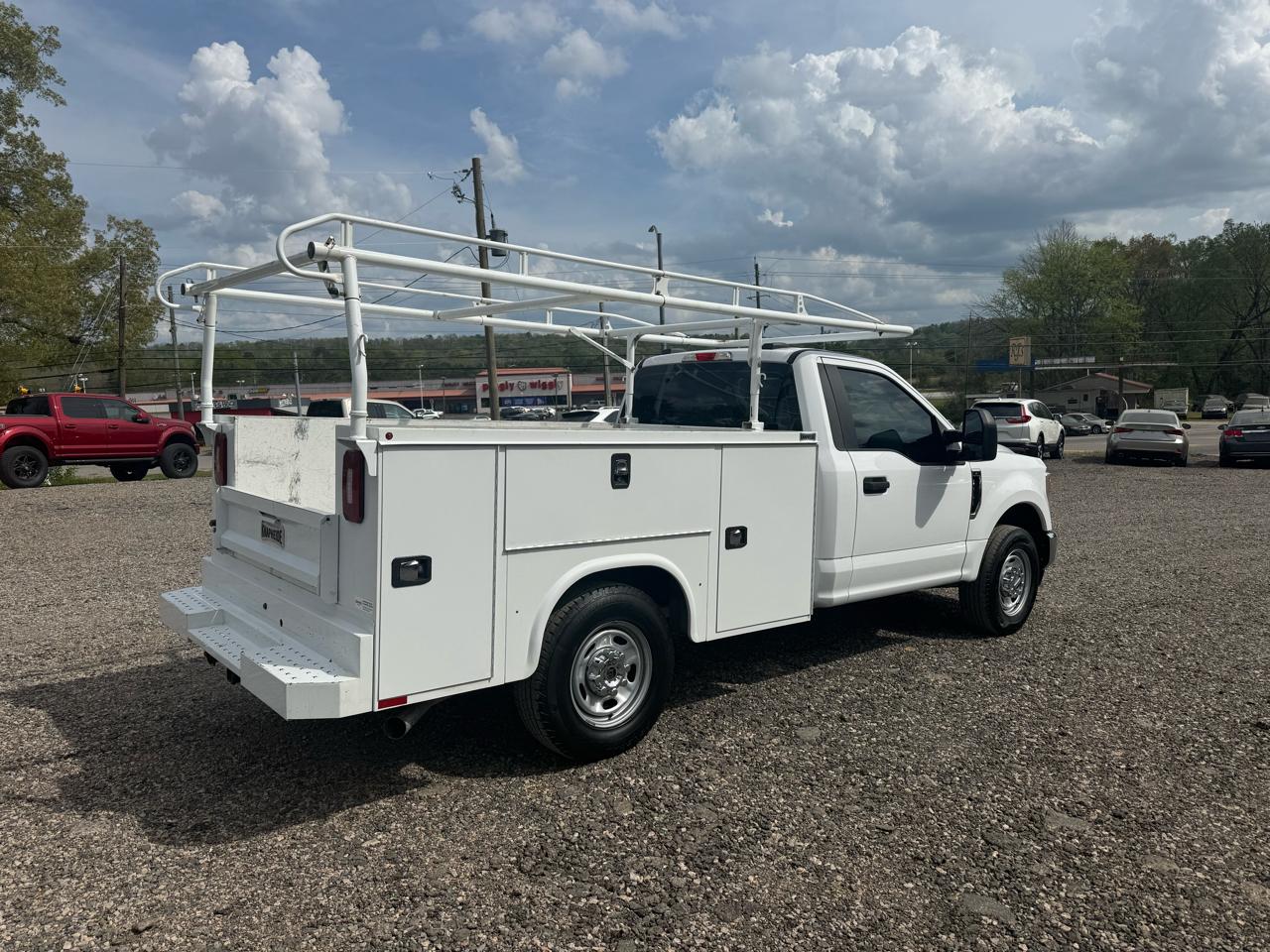 Ford Super Duty F-250 SRW XL 2WD Reg Cab 8' Box 2021