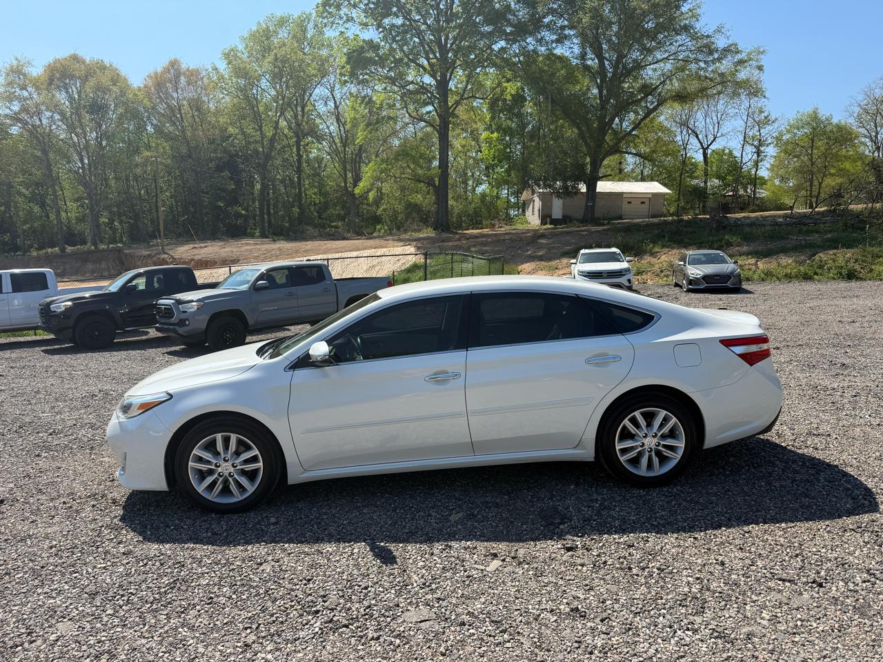Toyota Avalon 4dr Sdn XLE Touring (Natl) 2015