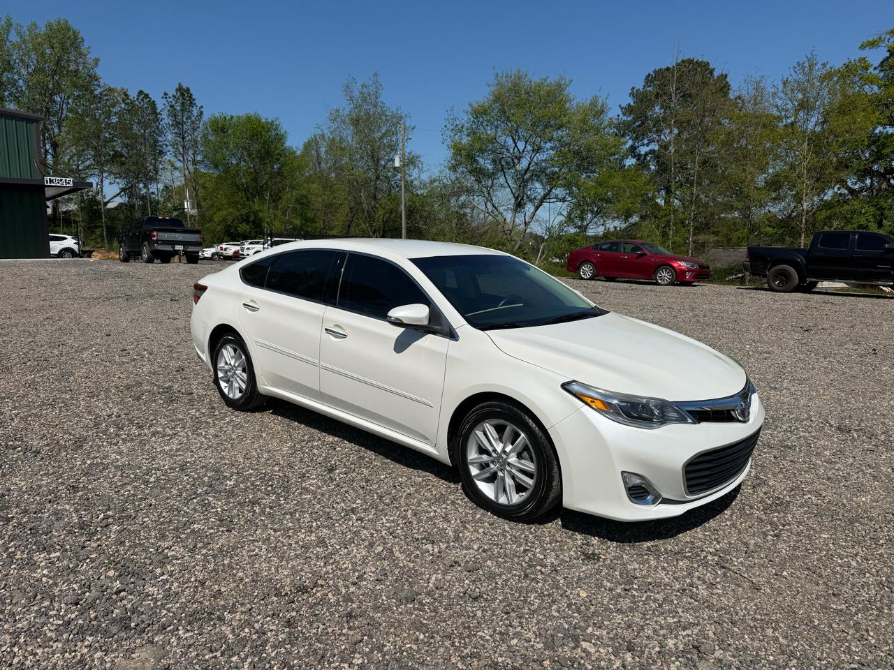 Toyota Avalon 4dr Sdn XLE Touring (Natl) 2015