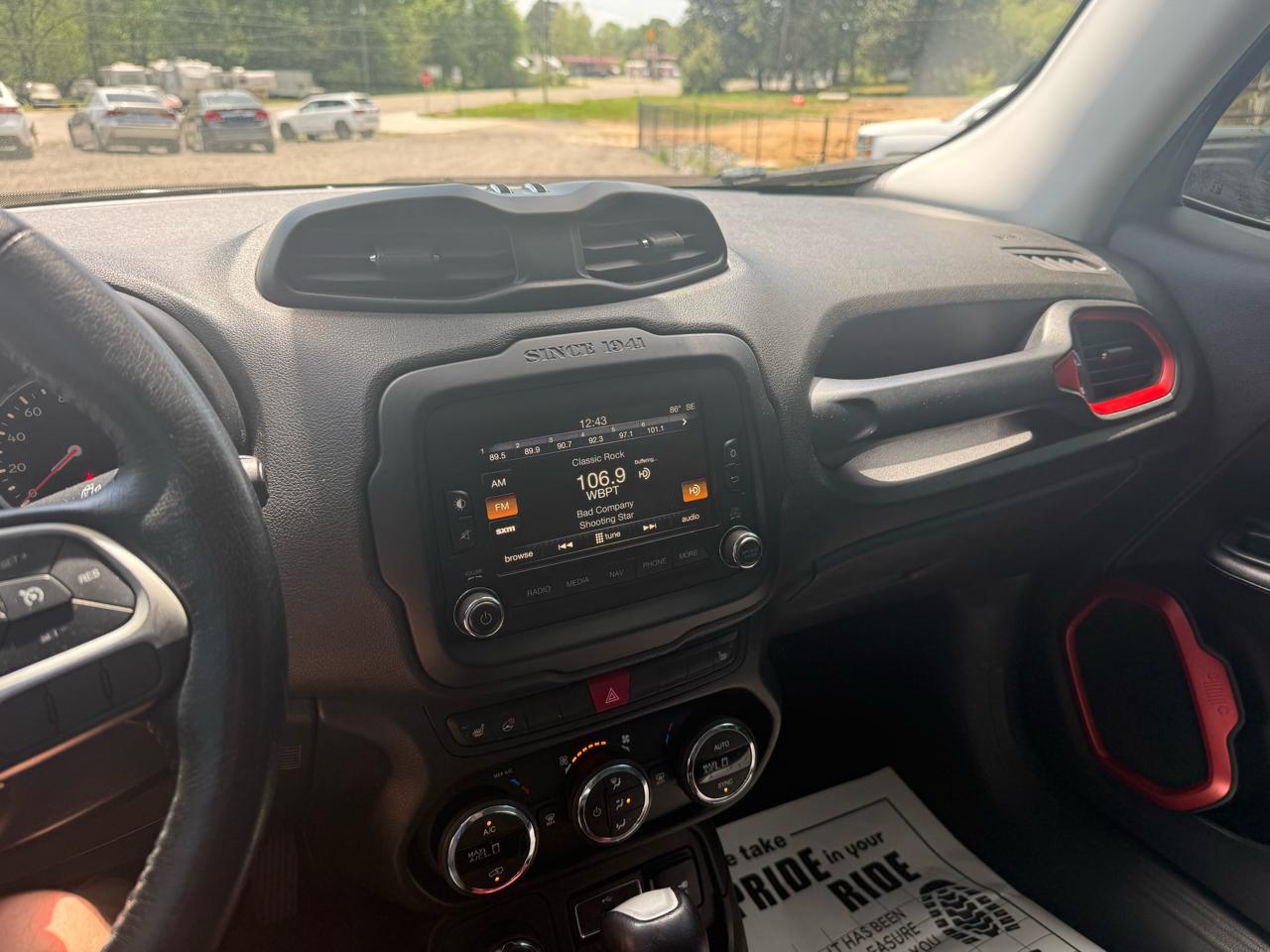 Jeep Renegade 4WD 4dr Trailhawk 2015