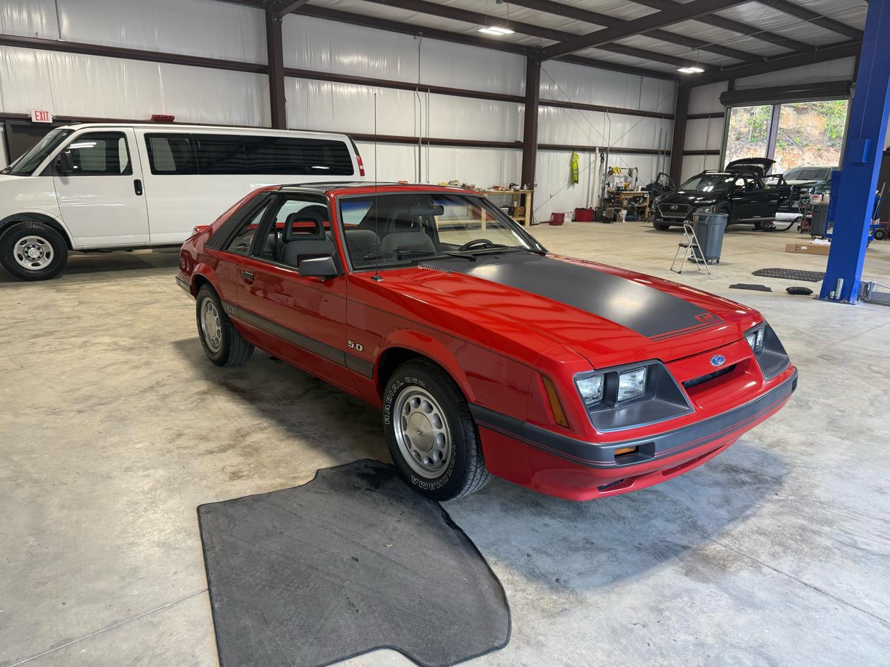 Ford Mustang 2dr Hatchback GT 1986