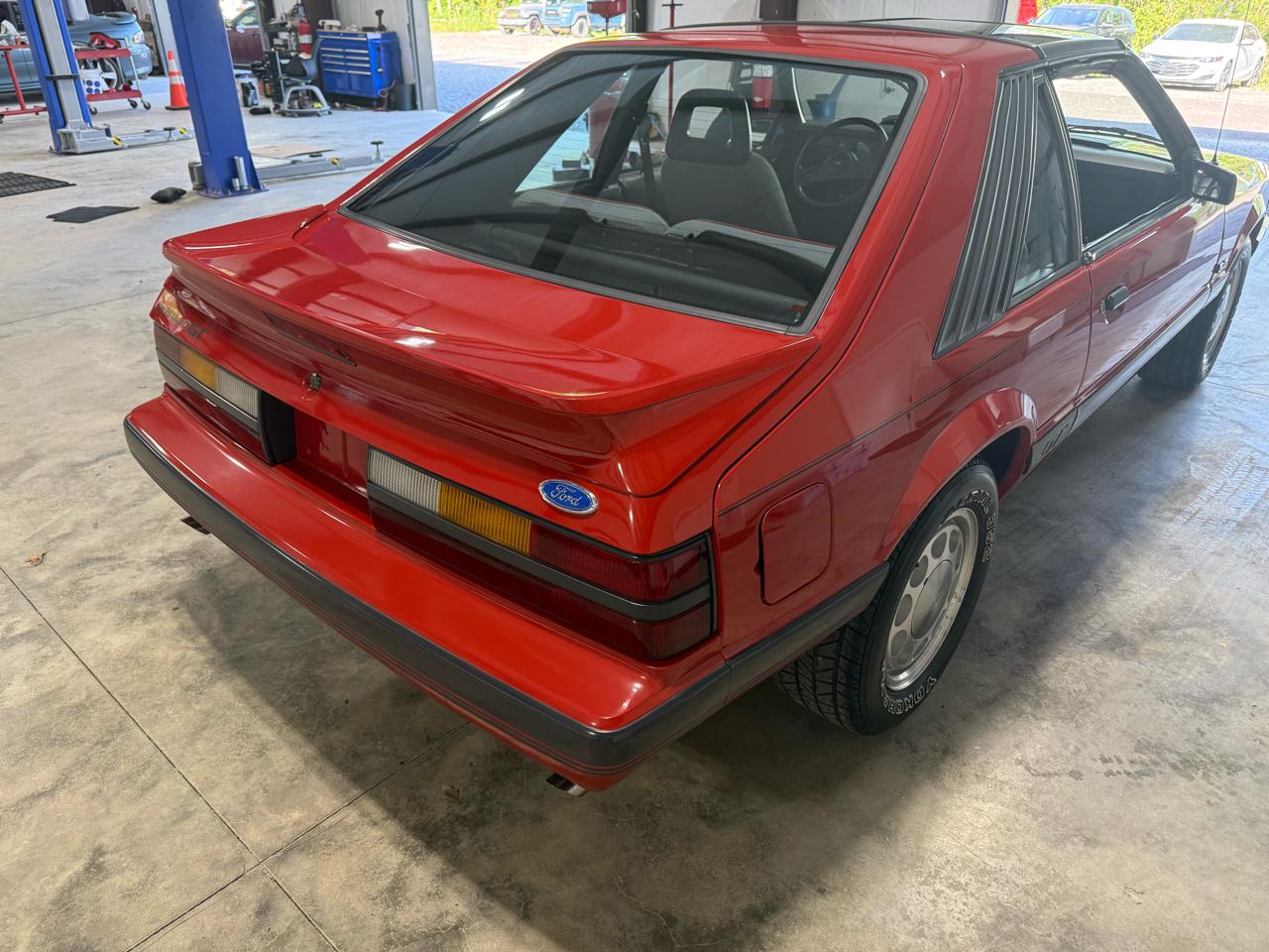 Ford Mustang 2dr Hatchback GT 1986