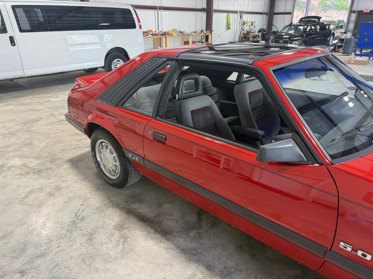 Ford Mustang 2dr Hatchback GT 1986