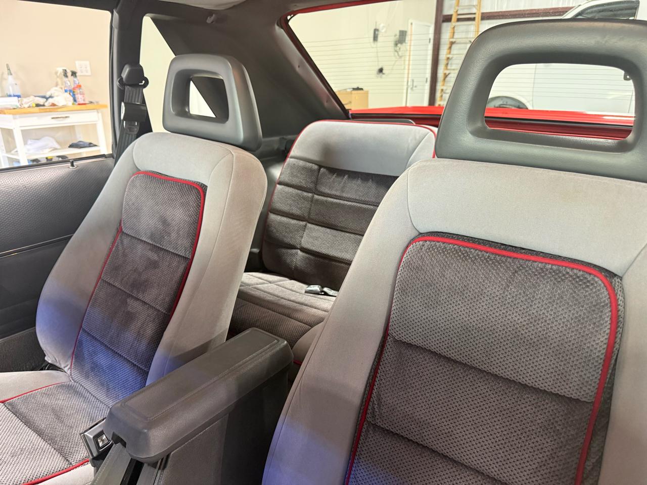 Ford Mustang 2dr Hatchback GT 1986