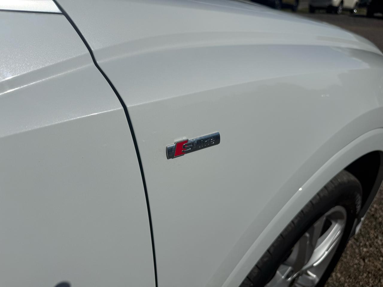 Audi Q3 S line Premium Plus 45 TFSI quattro 2021