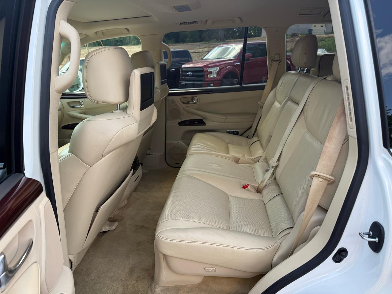 Lexus LX 570 4WD 4dr 2013