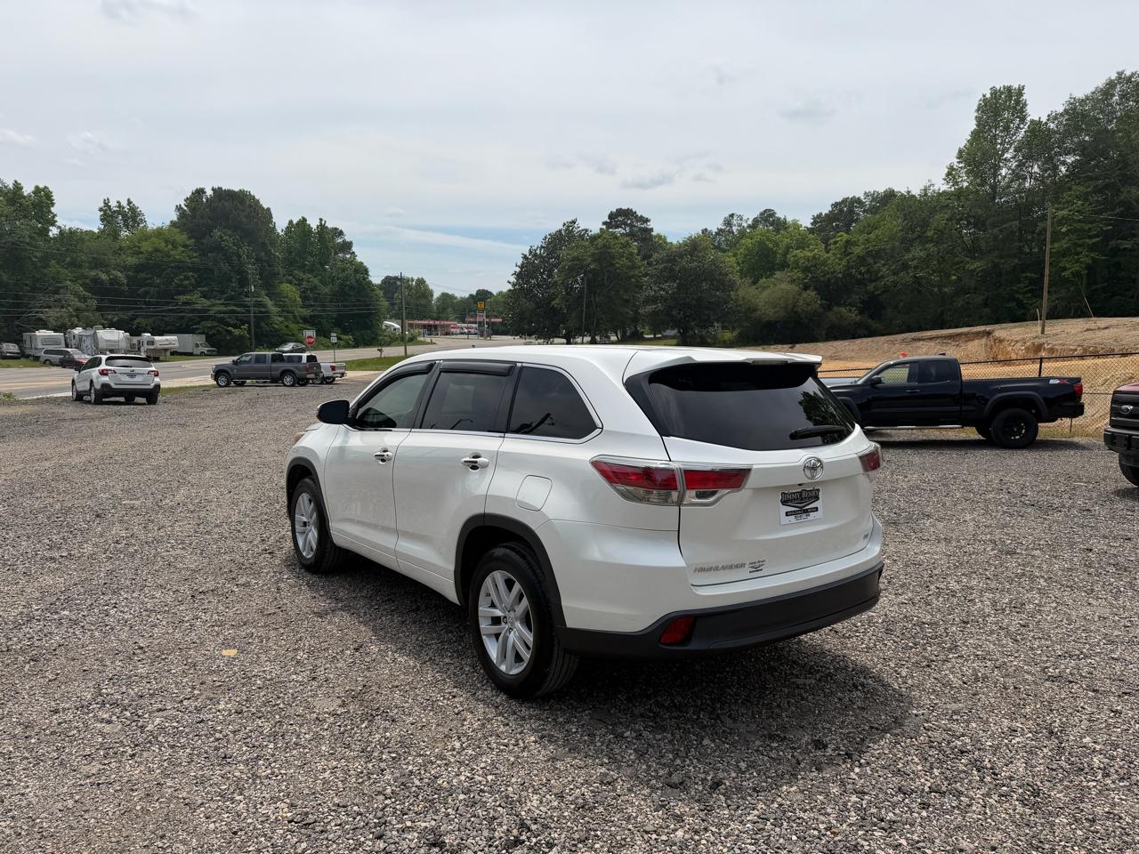Toyota Highlander FWD 4dr I4 LE (Natl) 2015