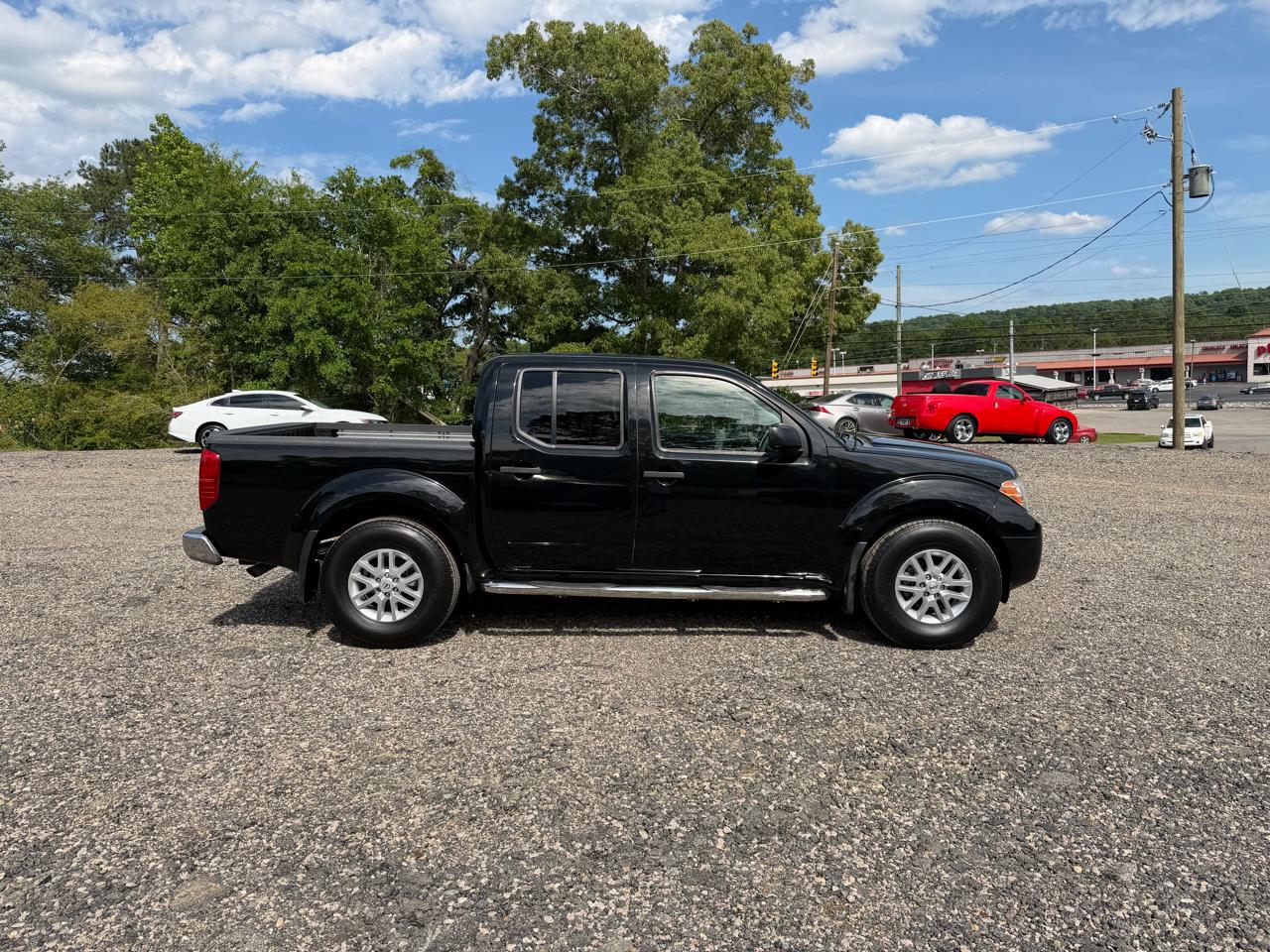 Nissan Frontier Crew Cab 4x2 SV V6 Auto 2018