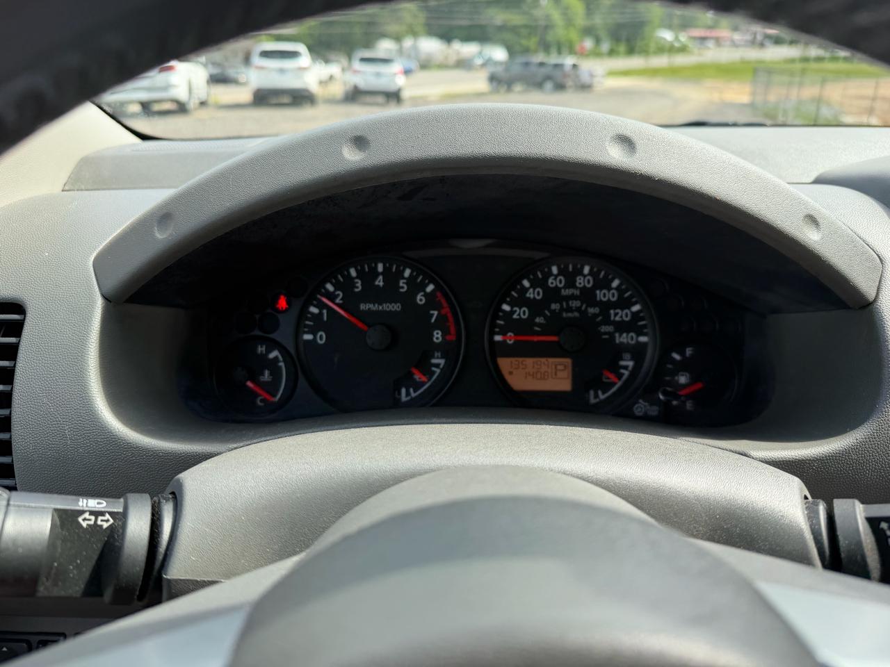 Nissan Frontier Crew Cab 4x2 SV V6 Auto 2018