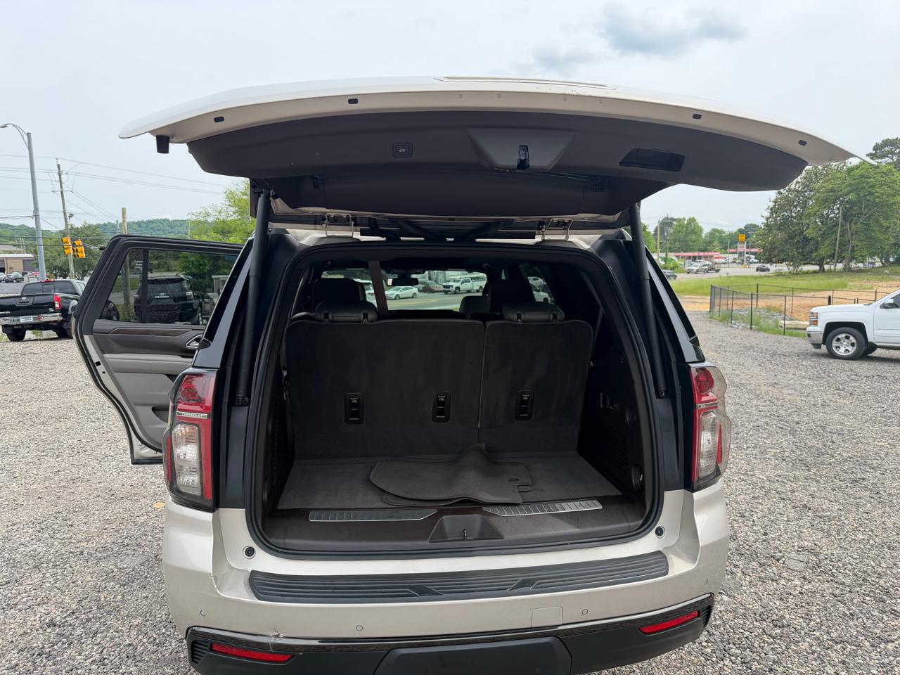 Chevrolet Tahoe 4WD 4dr Z71 2021
