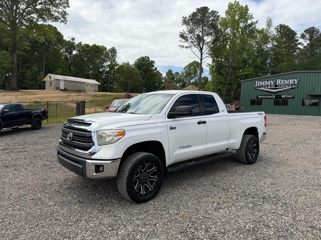 Toyota Tundra 2WD Truck Double Cab 5.7L V8 6-Spd AT SR5 (Natl) 2014