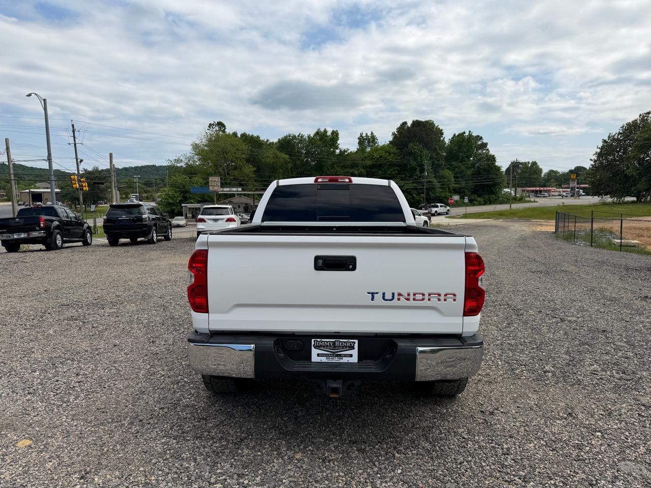 Toyota Tundra 2WD Truck Double Cab 5.7L V8 6-Spd AT SR5 (Natl) 2014