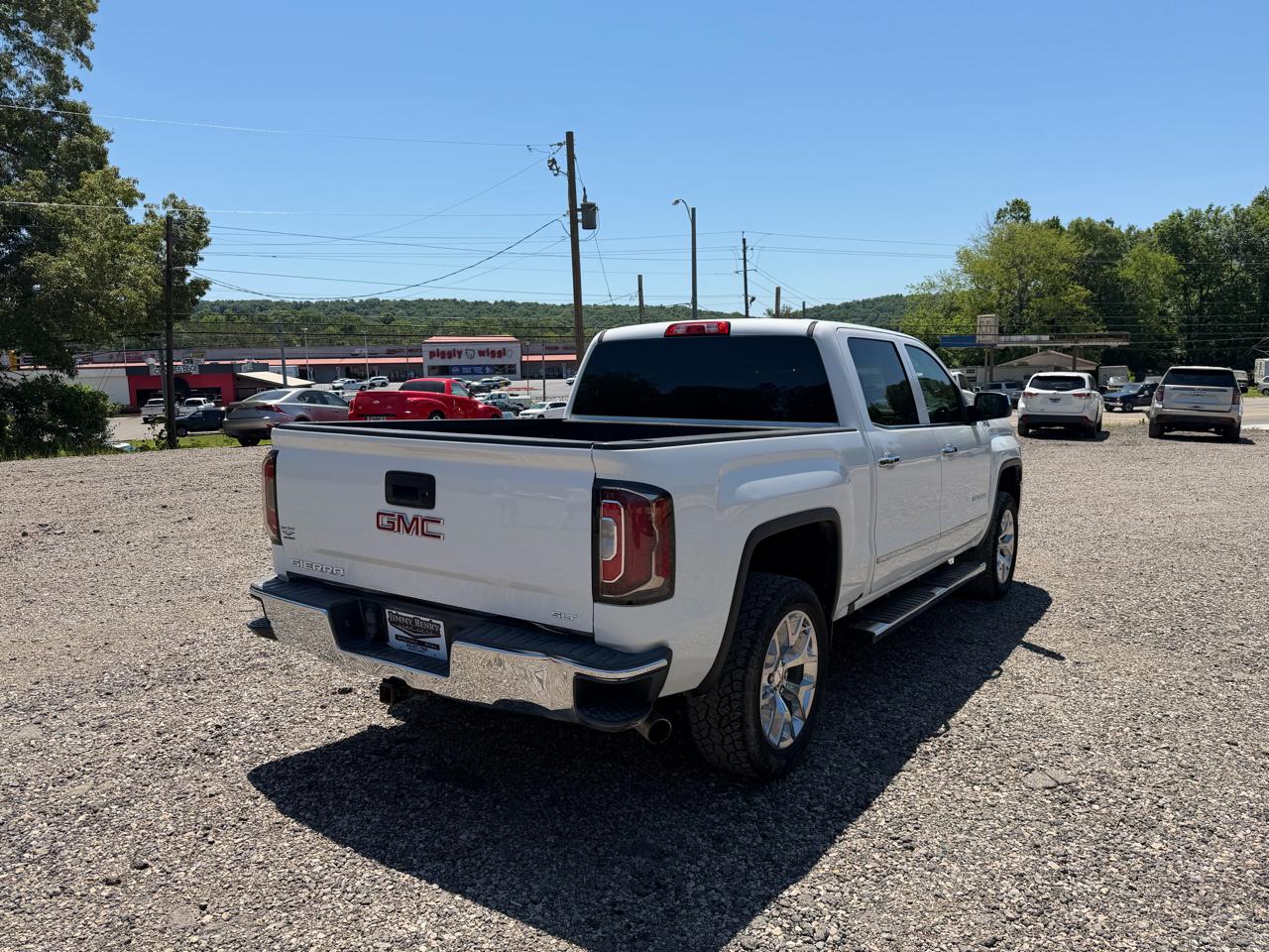 GMC Sierra 1500 4WD Crew Cab 143.5" SLT 2017