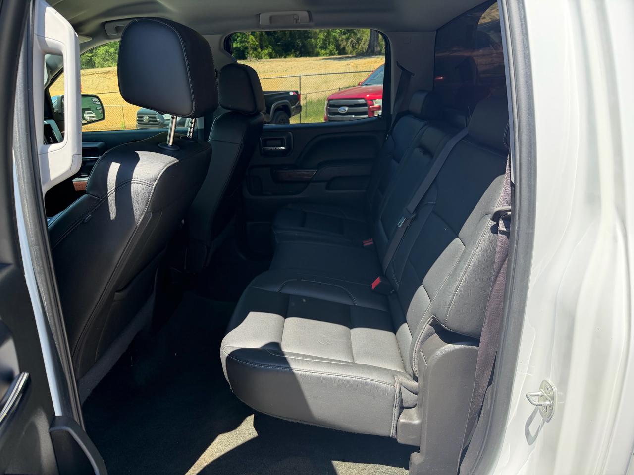 GMC Sierra 1500 4WD Crew Cab 143.5" SLT 2017