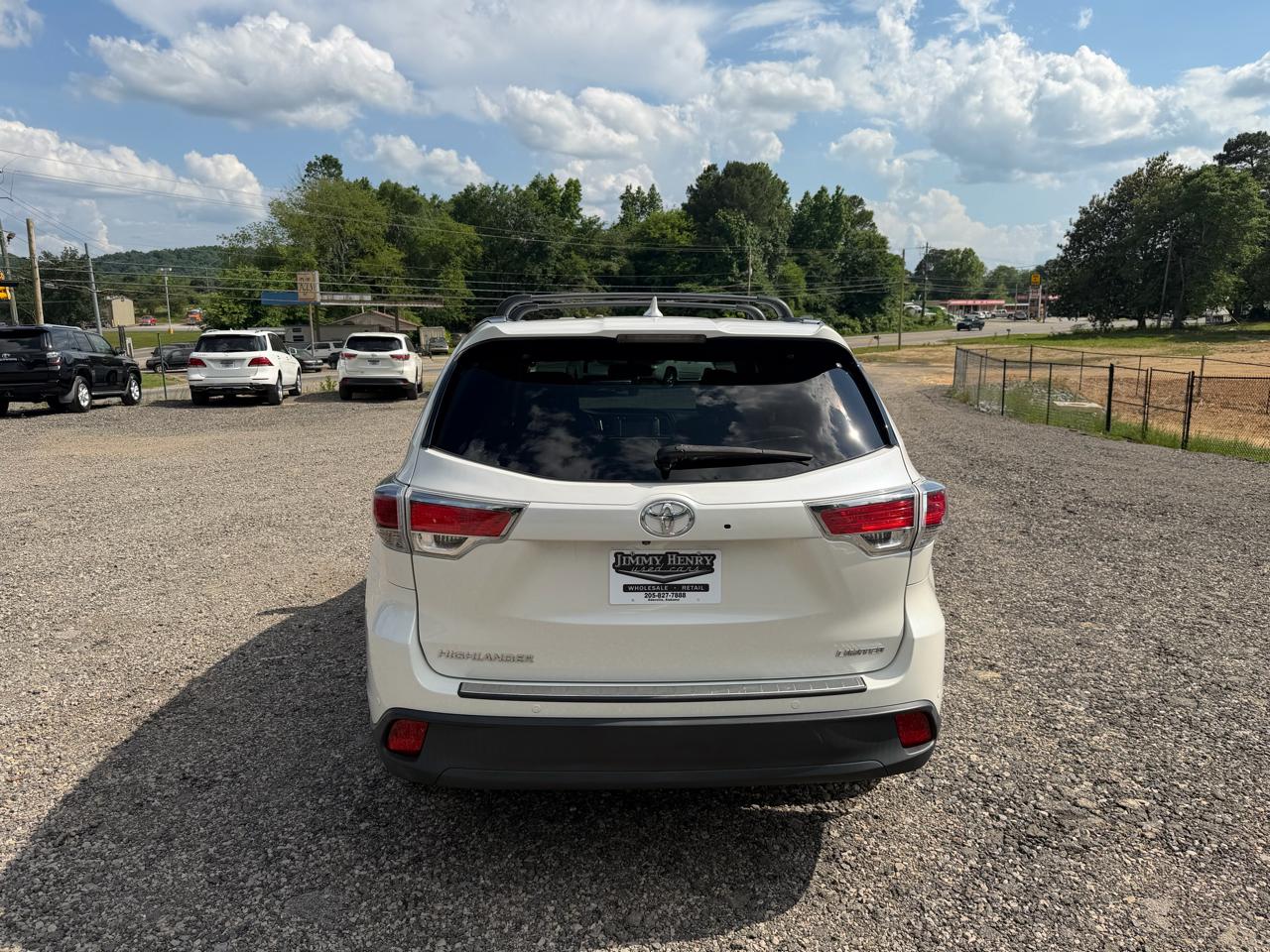 Toyota Highlander FWD 4dr V6  Limited (Natl) 2014