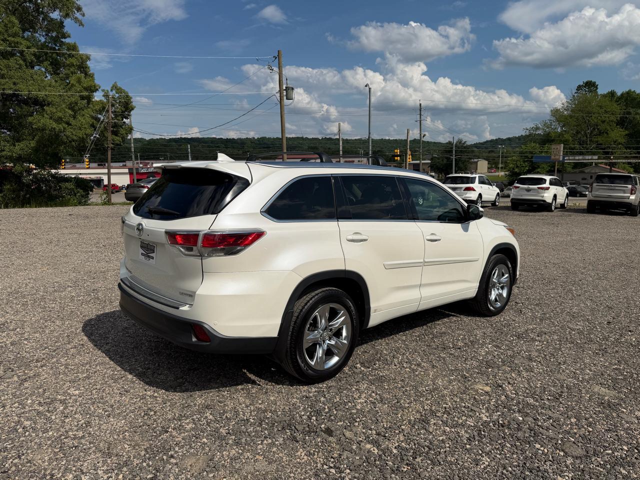 Toyota Highlander FWD 4dr V6  Limited (Natl) 2014