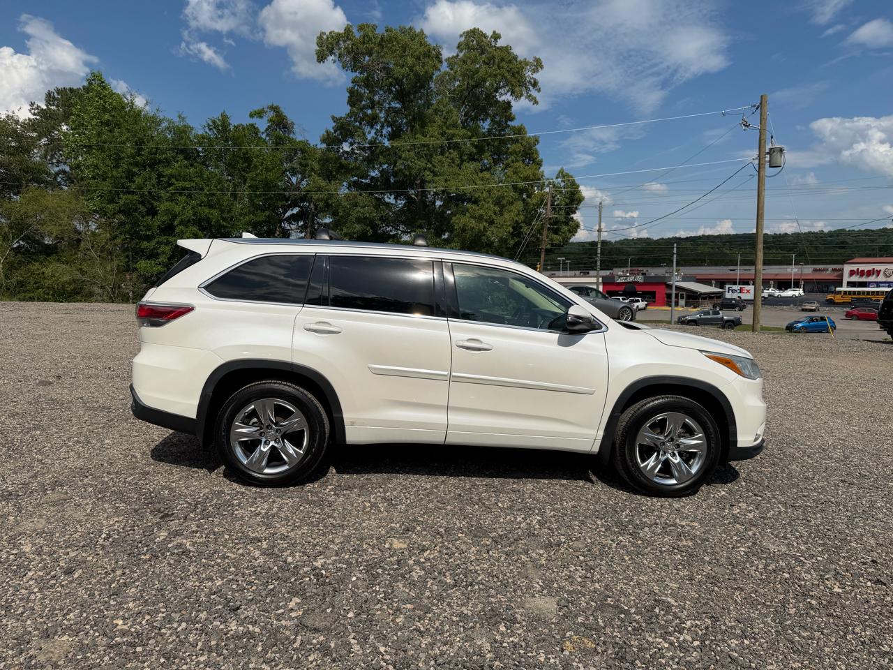Toyota Highlander FWD 4dr V6  Limited (Natl) 2014