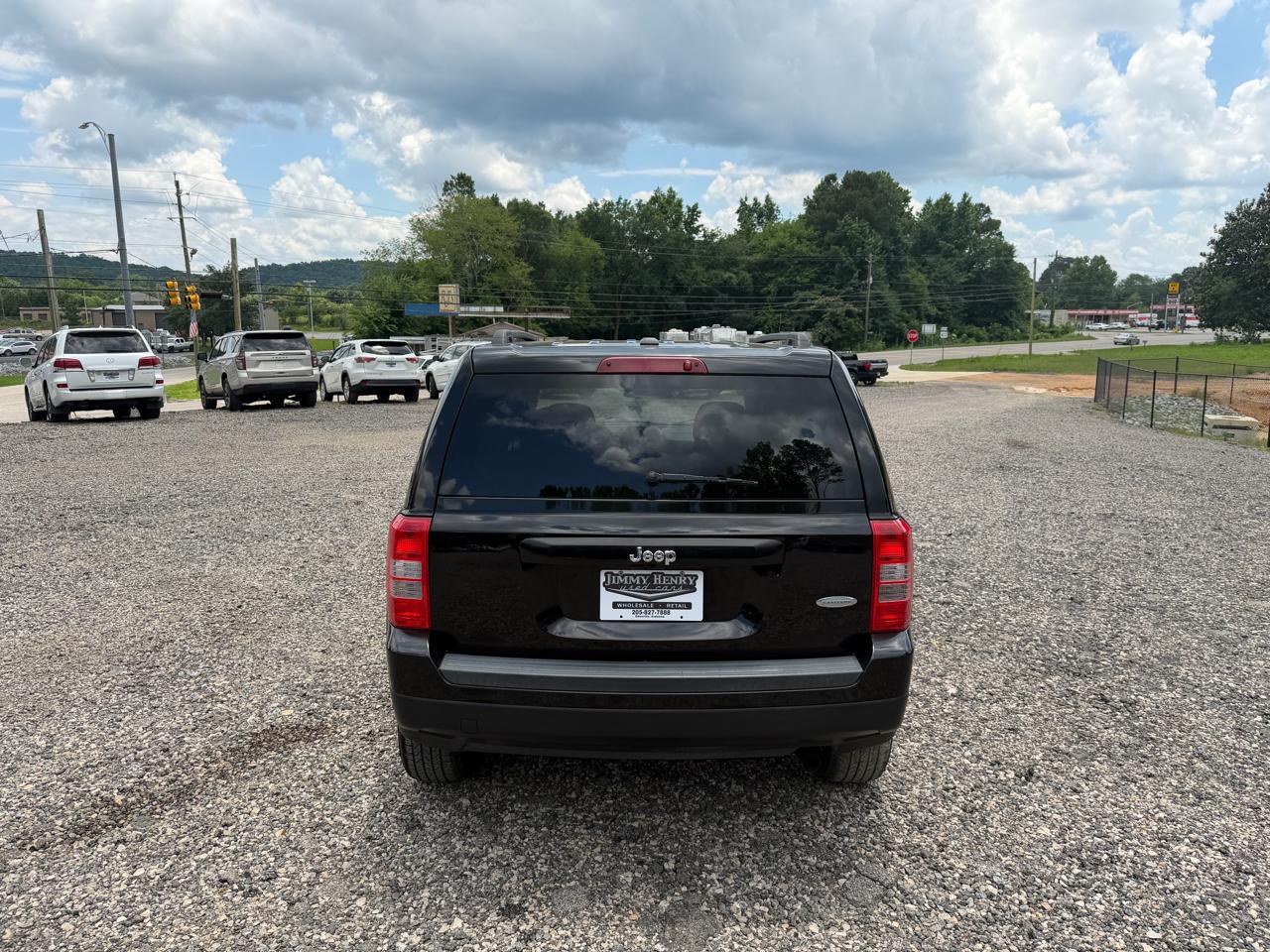 Jeep Patriot FWD 4dr Latitude 2015