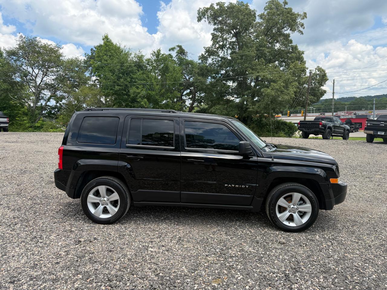 Jeep Patriot FWD 4dr Latitude 2015