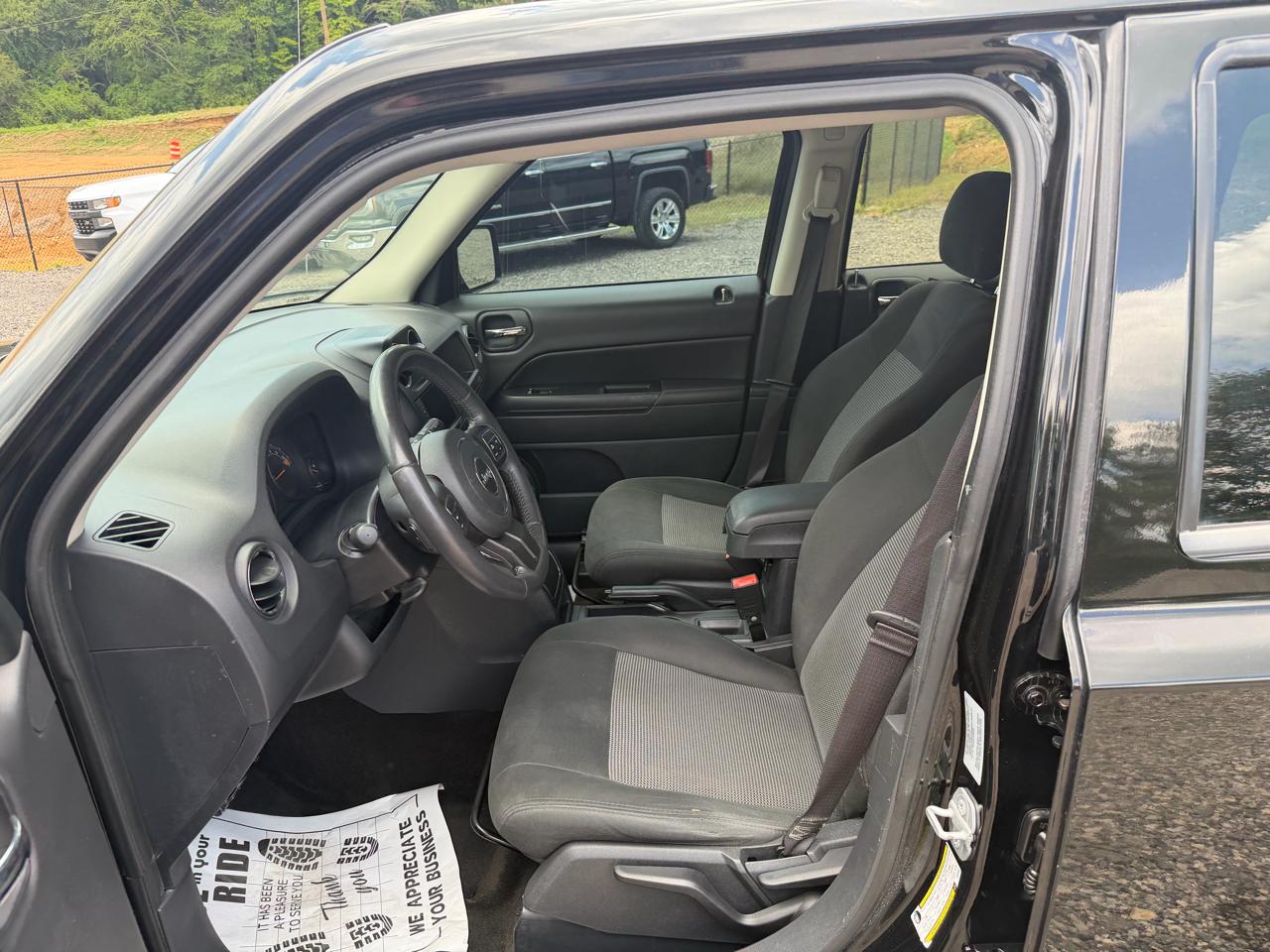 Jeep Patriot FWD 4dr Latitude 2015