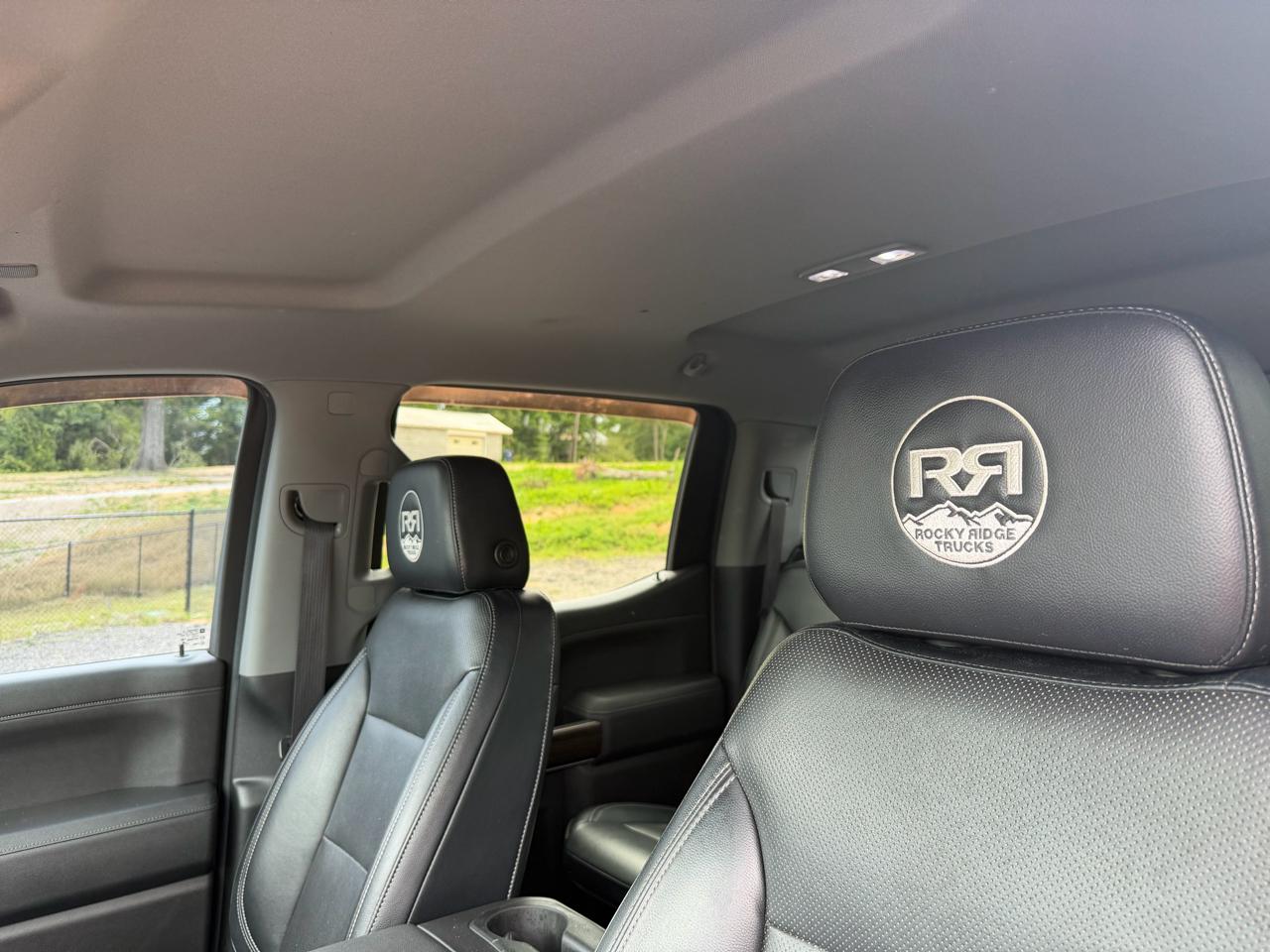 Chevrolet Silverado 1500 4WD Crew Cab 147" RST 2019