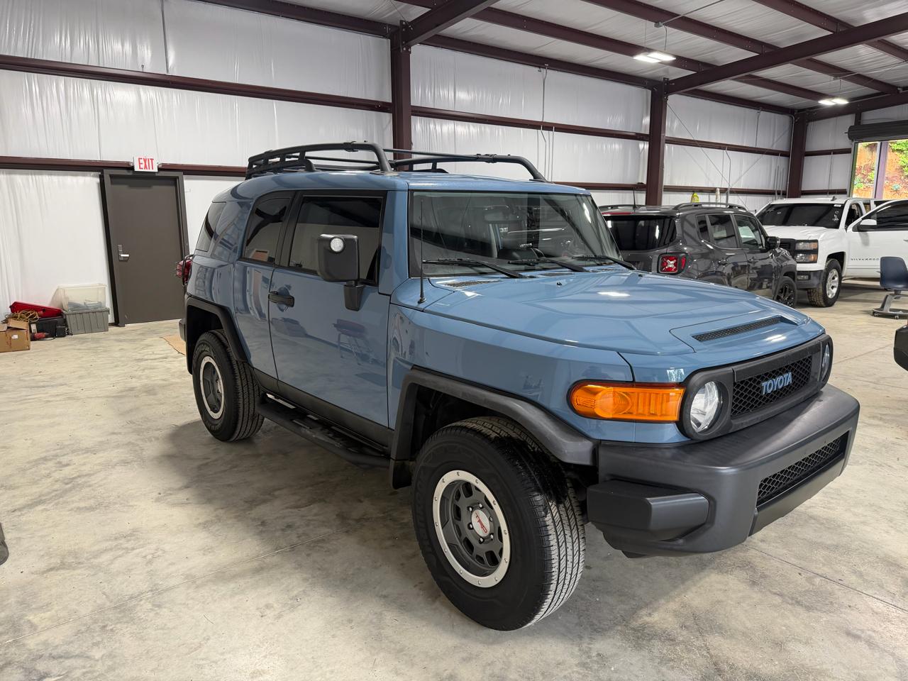 Toyota FJ Cruiser 4WD 4dr Auto (Natl) 2014