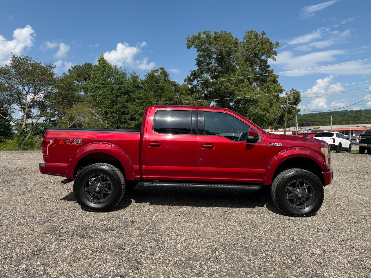 Ford F-150 Lariat SuperCrew 5.5-ft. Bed 4WD 2015