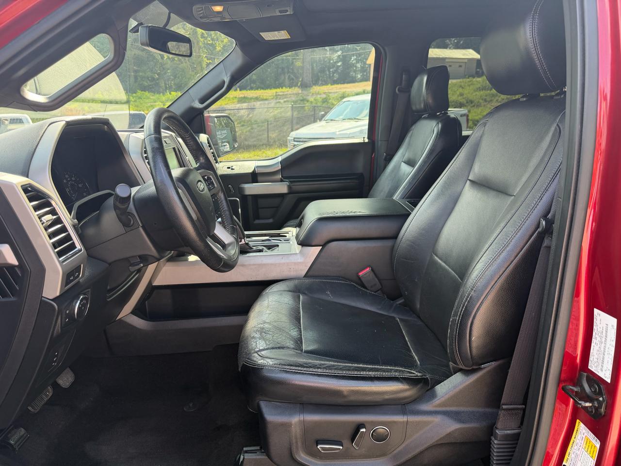 Ford F-150 Lariat SuperCrew 5.5-ft. Bed 4WD 2015
