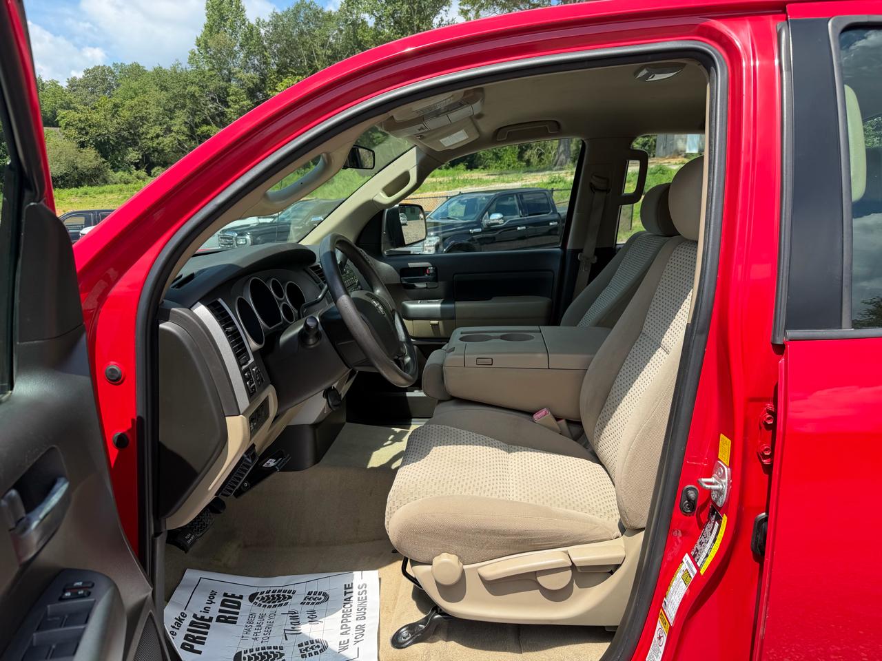 Toyota Tundra 4WD Truck Dbl 4.6L V8 6-Spd AT (Natl) 2011